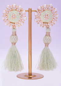 Tasseled cluster earing adorn with pearls and kundan work only on kalki