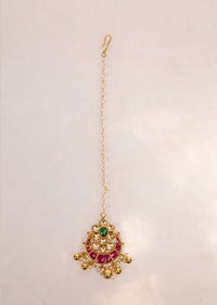 Traditional kundan studded maang tikka in flower motif only on Kalki