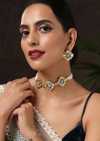 Turquoise Stone Choker And Earrings Set With Floral Kundan And Pearl Strings By Paisley Pop