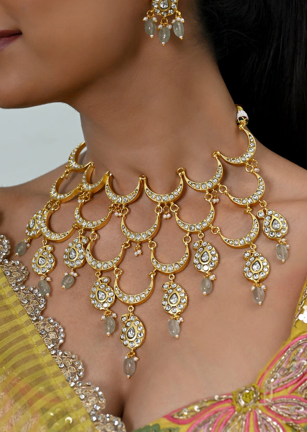 Ivory Jadau Kundan Necklace Set With Earrings