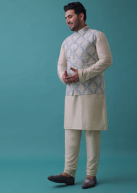 White Jacket Kurta Set In Silk With Machine Embroidery