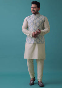 White Jacket Kurta Set In Silk With Machine Embroidery