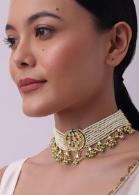 White Kundan Choker Set With Pearls And Drops