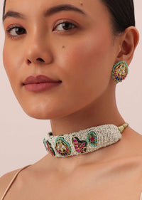 White Rajasthani Ponchi Kundan Studded Choker With Stud Earrings