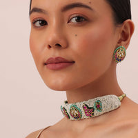 White Rajasthani Ponchi Kundan Studded Choker With Stud Earrings