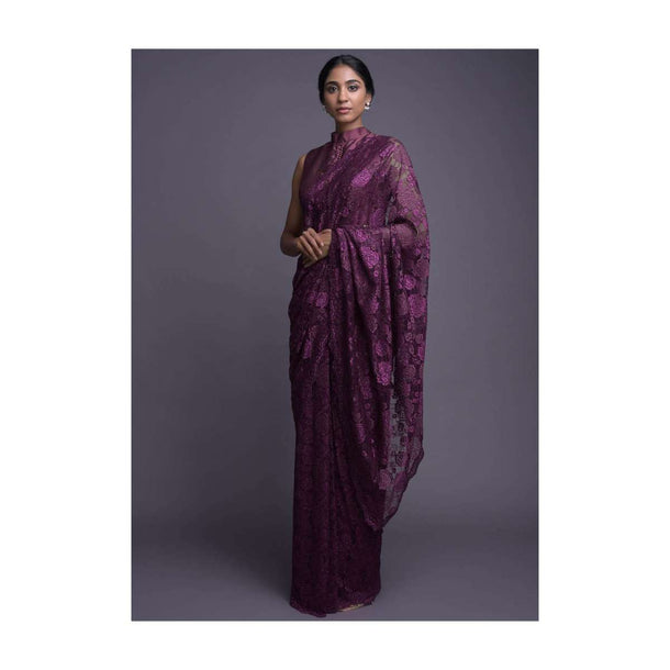 Chanti lace Plum saree adorn in kundan