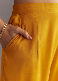Yellow Bandhani Print Dola Silk Zardosi Kurta Set With Dupatta