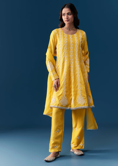 Yellow Pastel Pakistani Style Anarkali Suit With Thread Work