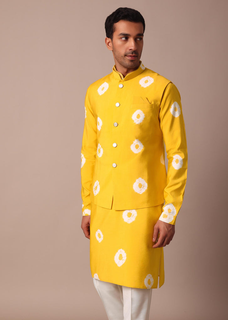 Yellow Jacket Kurta Set In Silk With Printed Motifs