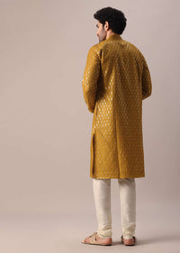 Yellow Kurta Set With Sequin Embellishments