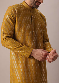 Yellow Kurta Set With Sequin Embellishments