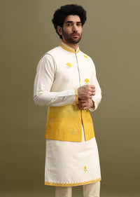 Yellow Shaded Kurta Set With Floral Motif Jacket